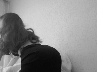 Еротичен видео чат MoonMarie
