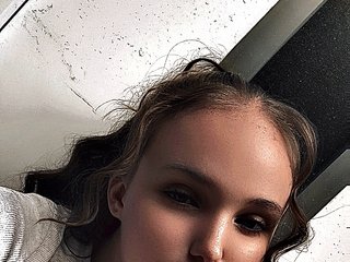 Еротичен видео чат MrsDiamond