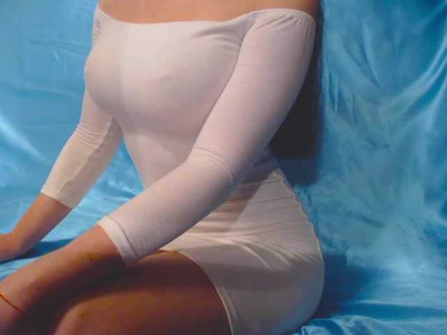 Екранни снимки на излъчване Ms_Mia