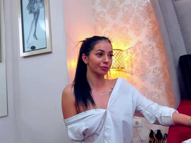 Снимки NadiaCaprice #My lush can t wait to vibe me pussy and feel it wet and nice! help me a bit and let s cum#