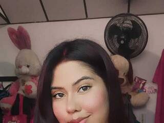 Еротичен видео чат Naomi-Stone