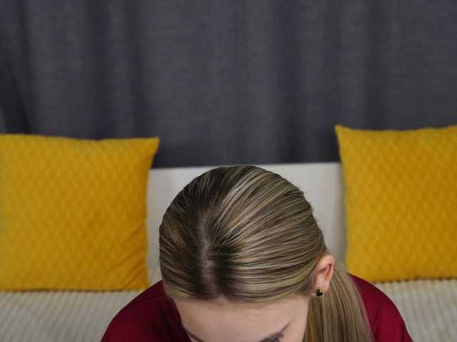 Екранни снимки на излъчване NaomiSweetheart