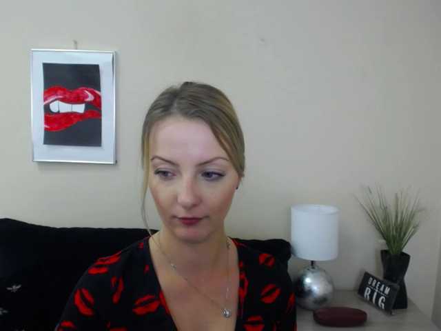 Снимки NatalieKiss Hey guys :) TIP ME FOR FOLLOW. STAND UP- 20 tks. open ur cam- 30tks, show legsfeetheels-25tks, shake ass-45,shake tits-55,tongue play-50 make my day -1000,if someone want more -ask me, if u want just to have good fun-join me