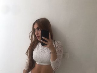 Еротичен видео чат Natasha-Adams