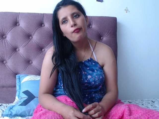 Екранни снимки на излъчване NATHASHAS1