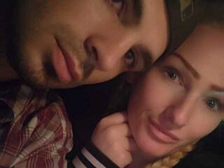 Еротичен видео чат NaughtyLilChanel