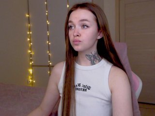 Еротичен видео чат NaughtyMable