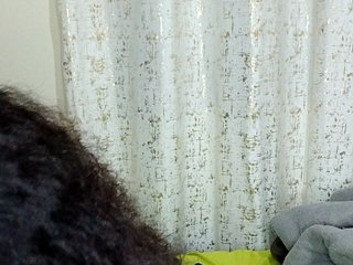 Еротичен видео чат NaughtyOLIVIA