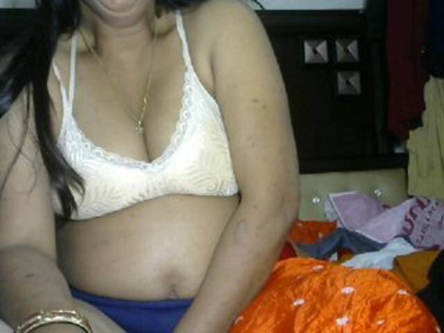 Екранни снимки на излъчване LovelyNeha