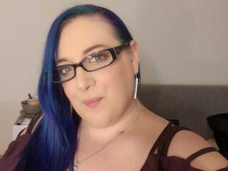 Еротичен видео чат NerdyBBW