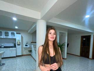 Еротичен видео чат Niaaevanss