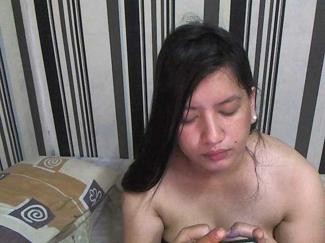 Екранни снимки на излъчване NICKOLICIOUS