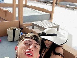 Еротичен видео чат Miiafoxxx