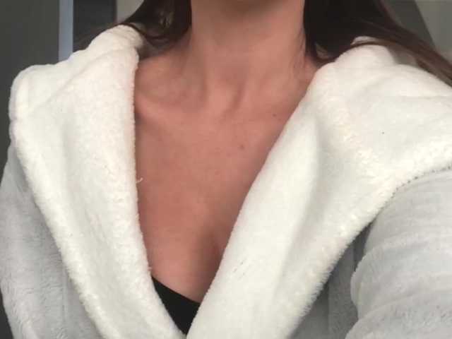 Екранни снимки на излъчване nicole21x