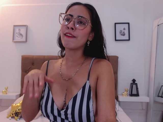 Снимки NicoleBlum I want you to make me wet and make my pussy drips #wet #cum #pussy #latin #Bigtits