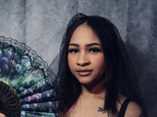 Еротичен видео чат Nicolle-mariee