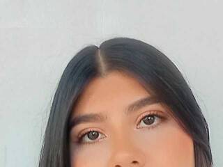 Еротичен видео чат NicolleDiaz