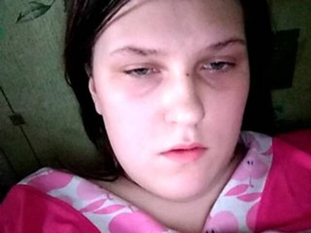 Екранни снимки на излъчване NikaMonroe