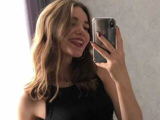 Еротичен видео чат NikkiRid