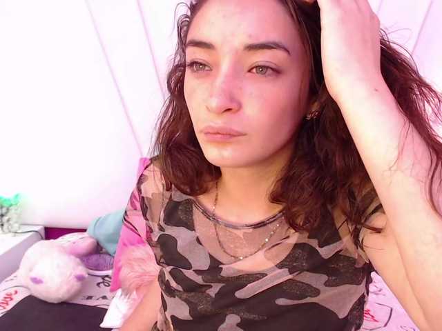 Снимки NiledCute loves today I want to moan demmaciated.. I'm debuting toys.. Help pleas send yourd tokens .. mmm _ # 18 #latina #teen #young #lovense #cute 1839d