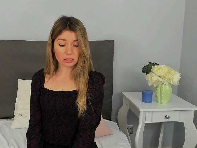 Екранни снимки на излъчване NinaDiva