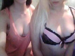 Еротичен видео чат nnlovekiss