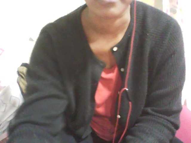 Екранни снимки на излъчване Noums