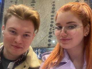 Еротичен видео чат NudeFox