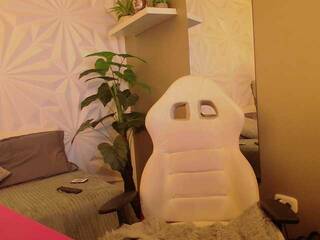 Еротичен видео чат nyanyadolls