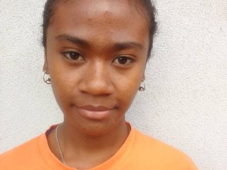 Еротичен видео чат NYRINAH