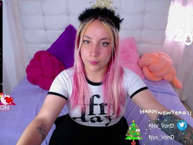 Снимки NyxVond ❤ Hello guys, welcome let's play and get us hornys ❤