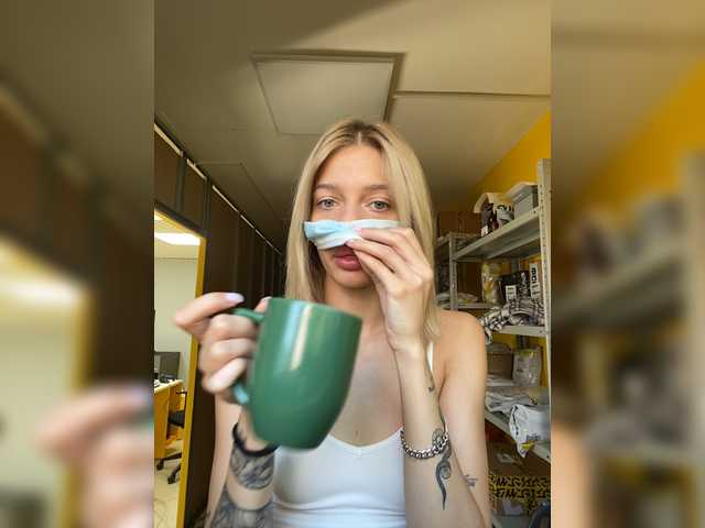 Екранни снимки на излъчване angel_loove