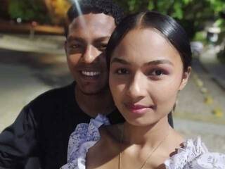 Еротичен видео чат Oliver-Mina