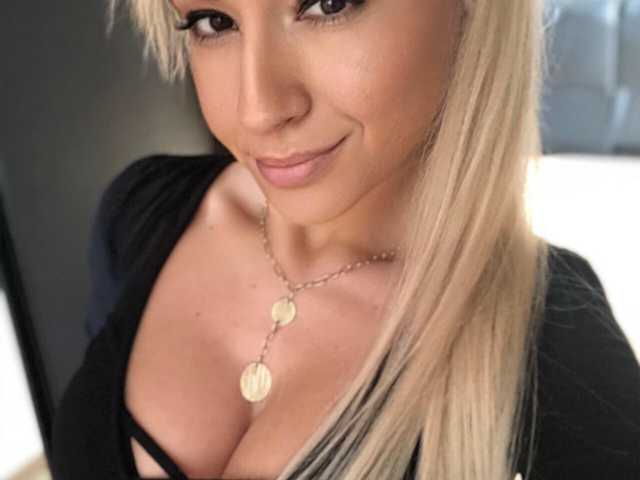 Снимка на профила Onehotblonde