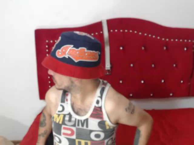 Екранни снимки на излъчване orgasmroom