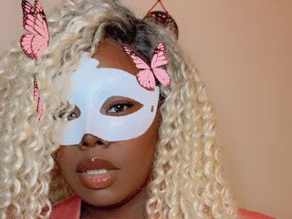 Еротичен видео чат P-Honeybunnie21