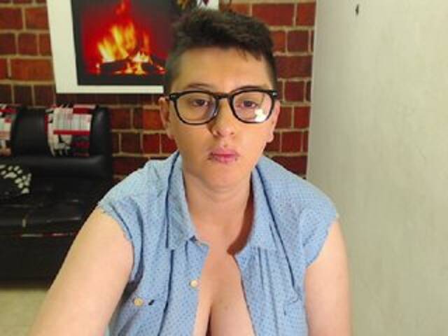 Екранни снимки на излъчване pamelasmith