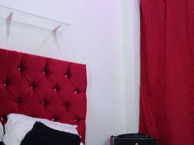 Екранни снимки на излъчване peachcream18