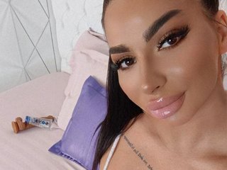 Еротичен видео чат PeachxPerfect