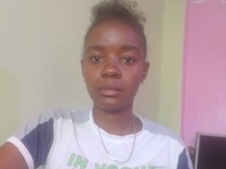 Еротичен видео чат Petite-200