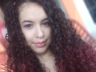 Еротичен видео чат petitelucy