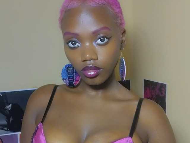 Снимка на профила PinkDomina01