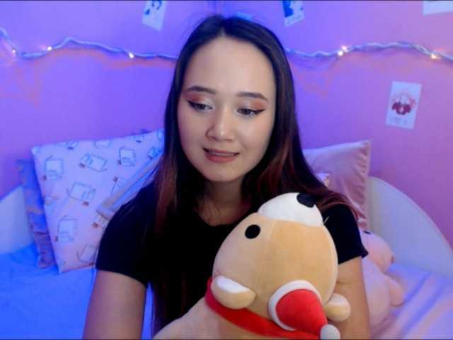 Снимки PinkkiMoon My name is Pinki. I just started streaming. I am new here so please be gentle. >.< #Asian #new #teen We have epic Goal 700 and my shirt goes off . We made 488. 212 Until that happens ♥