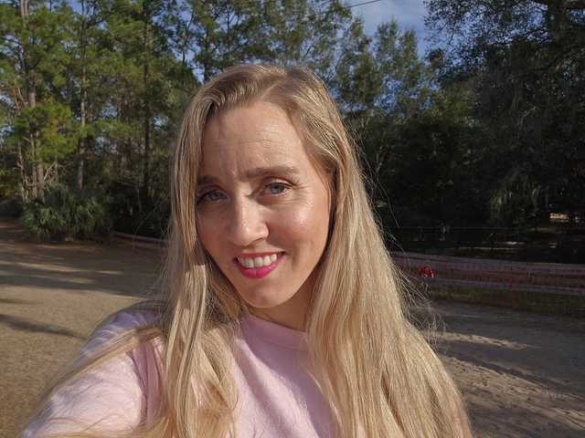 Снимка на профила Pinklipsskye69