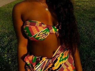 Еротичен видео чат Pinky4