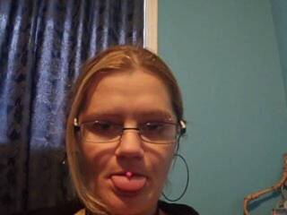 Еротичен видео чат pinkyjk12