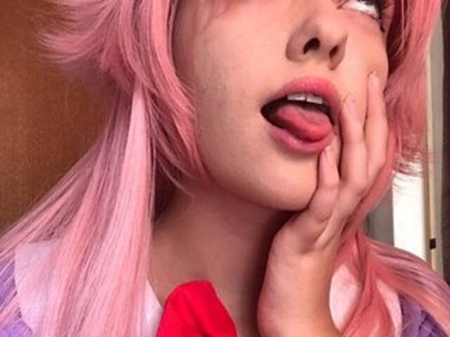 Снимка на профила PleaseLoveMe