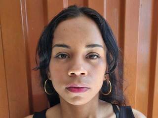 Еротичен видео чат Pocajontas25