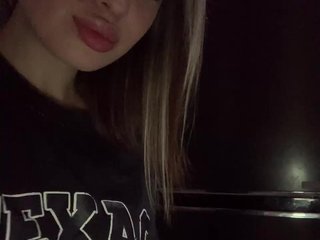 Еротичен видео чат Polichkaaaa