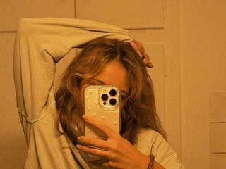 Еротичен видео чат poppysweety122